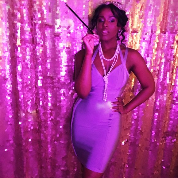 Meet your Posher, Renée! - Picture 8 of 11